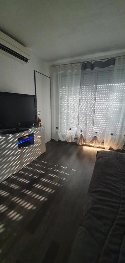 Nouveau Bien Lumineux Tout Confort En Centre Ville Sète Exteriör bild